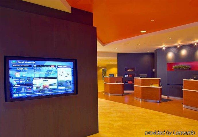 Courtyard By Marriott New York Laguardia Airport Hotell Inreriör bild