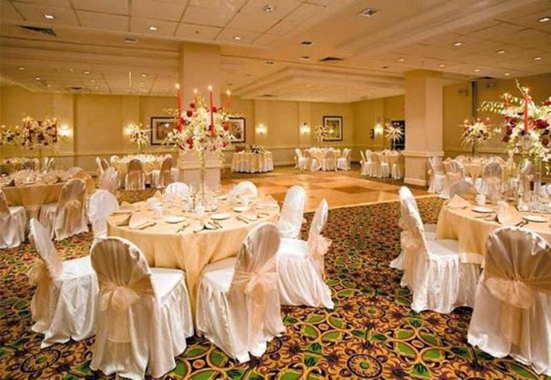 Courtyard By Marriott New York Laguardia Airport Hotell Restaurang bild